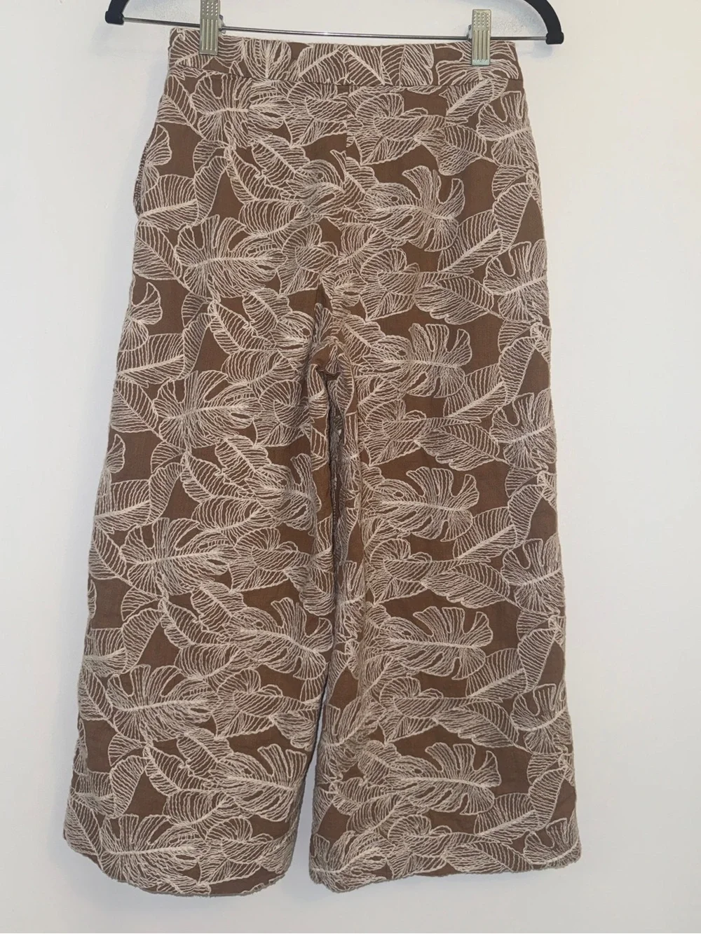 Zara embroidered leaf